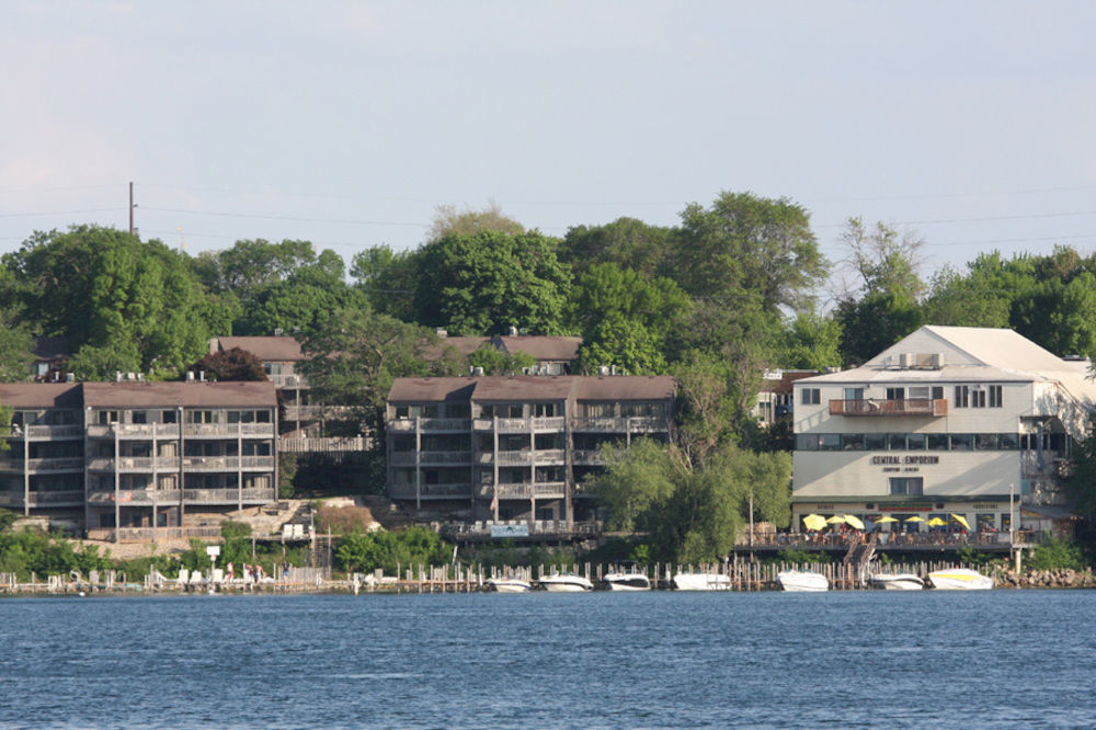 West Oaks Hotell Arnolds Park Eksteriør bilde